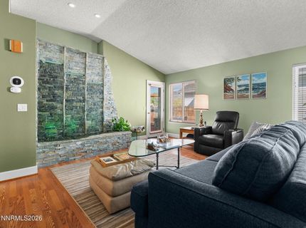 4572 Creekside Circle, Reno, NV 89502 Photo