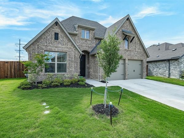 6001 Mountain Lodge Drive , Fort Worth, TX 76179