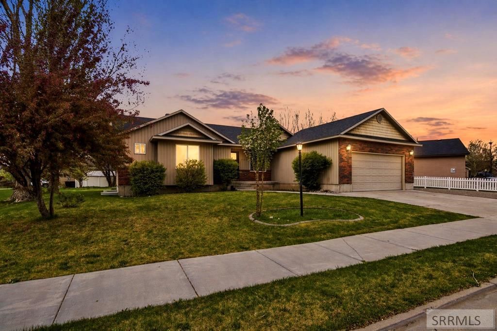 452 W 3rd N, Rigby, ID 83442 Main Photo