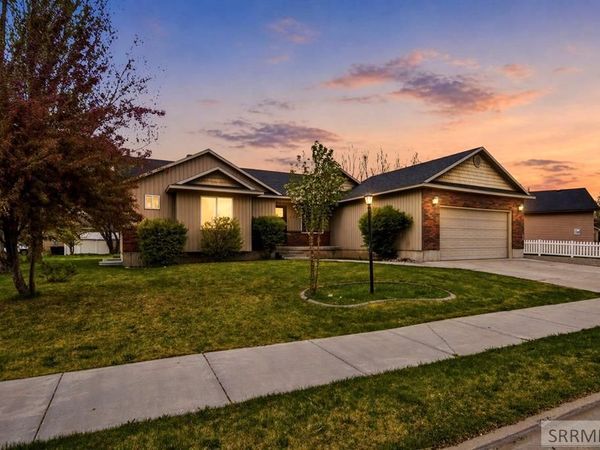 452 W 3rd N, RIGBY, ID 83442