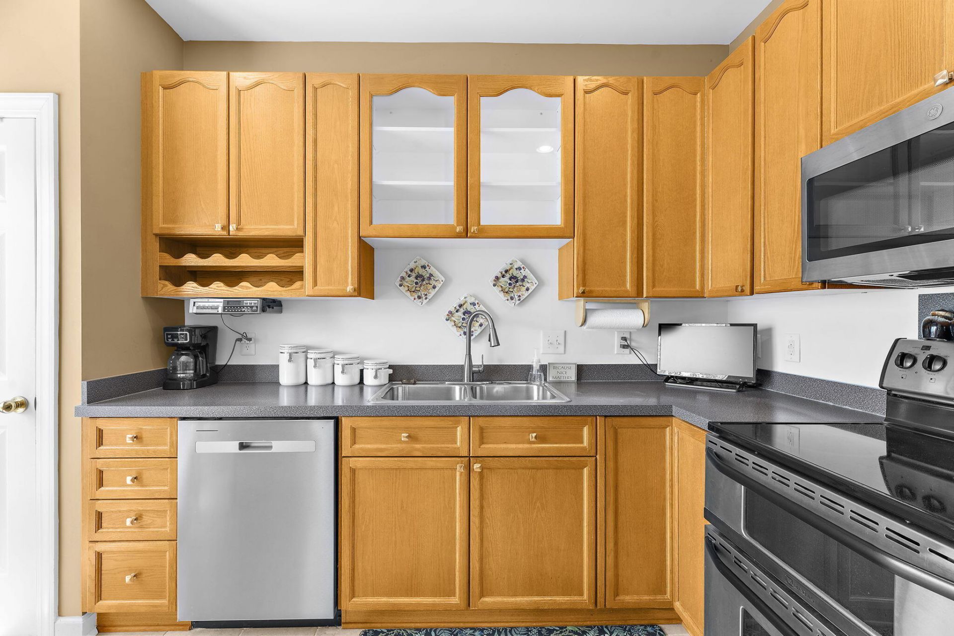 1441 Wellbrooke Lane Photo 6