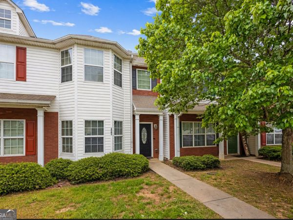 1761 Glen View Way, Hampton, GA 30228