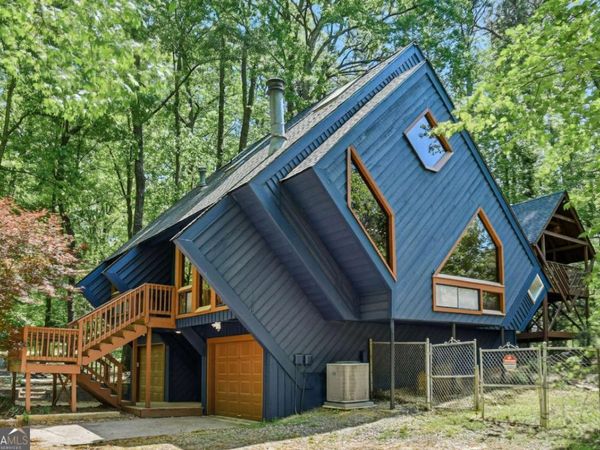 2965 Pond View Court, Marietta, GA 30062