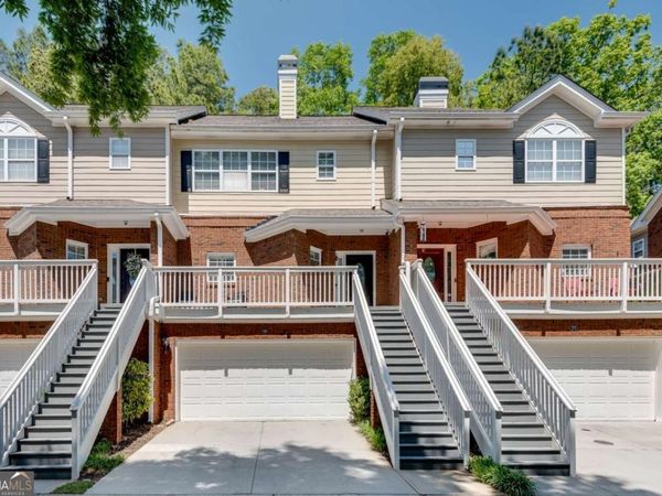 10 Elan Court, Alpharetta, GA 30022