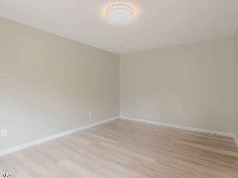 6429 Russia Road, South Amherst, OH 44001 Photo 32