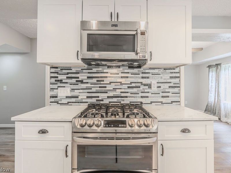 6429 Russia Road, South Amherst, OH 44001 Photo 37