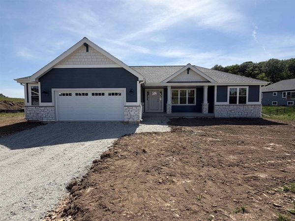 171 Savannah Parkway, Deerfield, WI 53531
