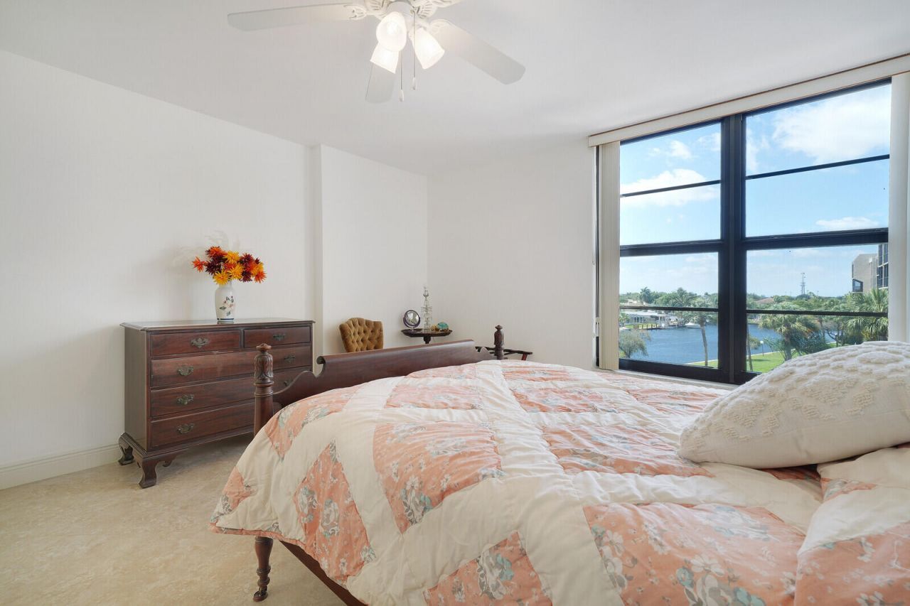 8 Royal Palm Way, Unit 401, Boca Raton, FL 33432 Photo