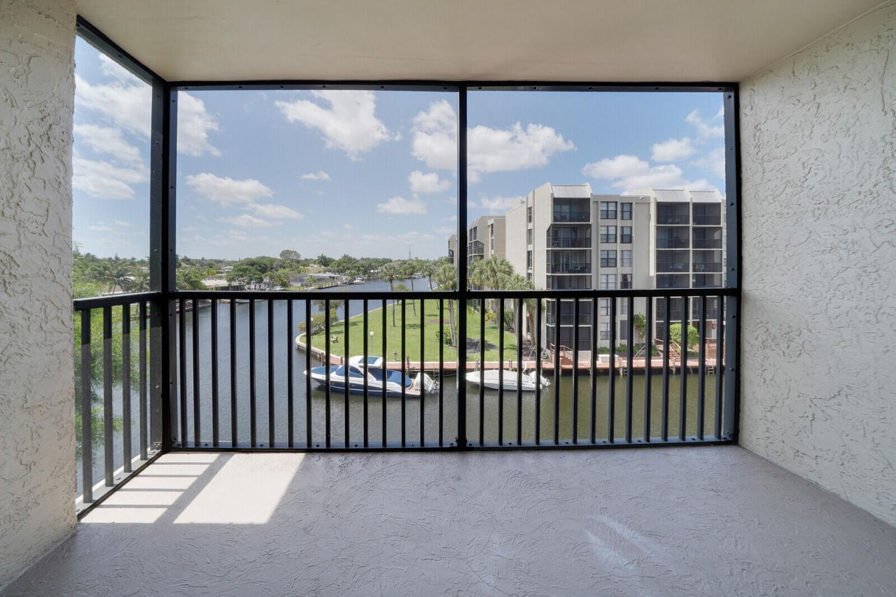 8 Royal Palm Way, Unit 401, Boca Raton, FL 33432 Photo