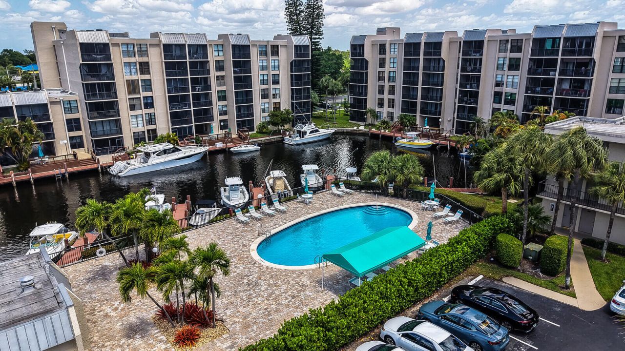 8 Royal Palm Way, Unit 401, Boca Raton, FL 33432 Photo