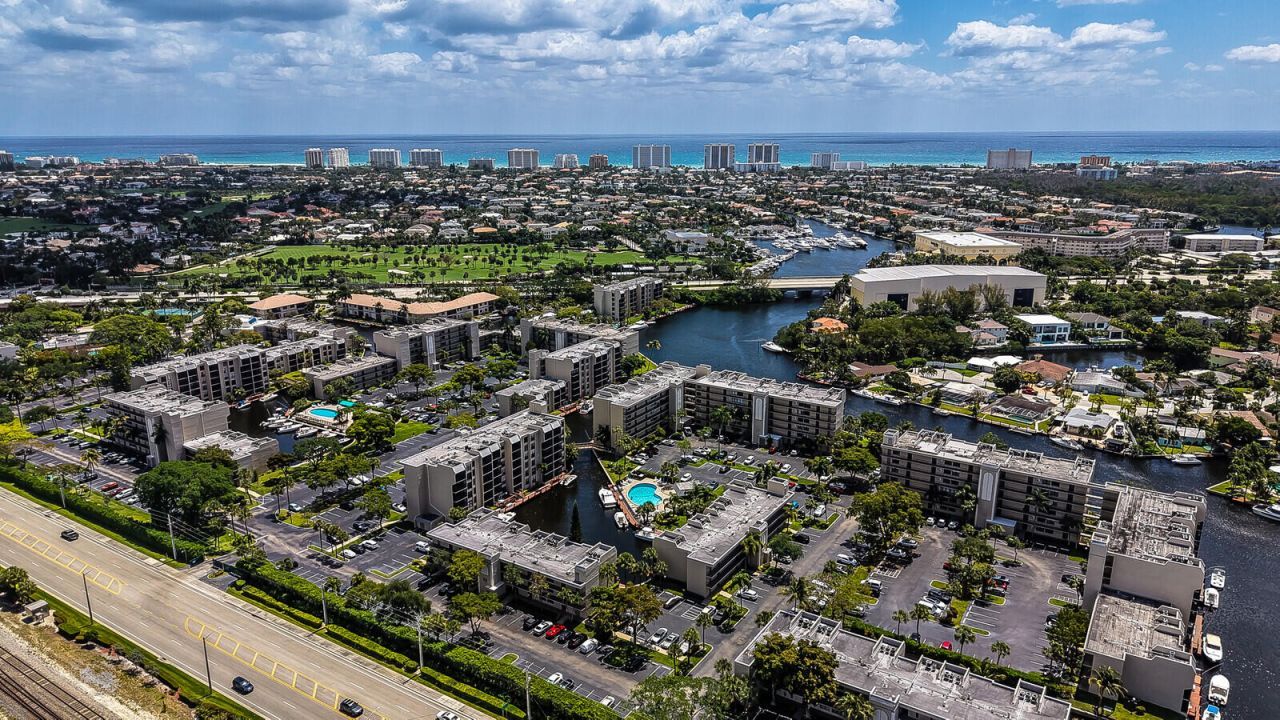8 Royal Palm Way, Unit 401, Boca Raton, FL 33432 Photo