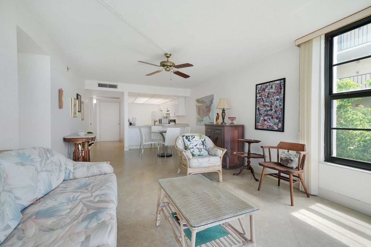 8 Royal Palm Way, Unit 401, Boca Raton, FL 33432 Photo