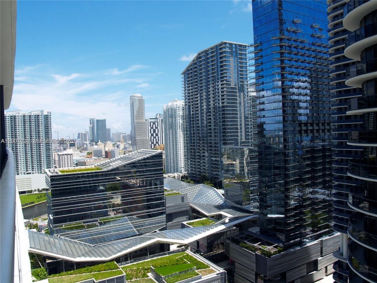 55 SW 9th St , Unit 2502, Miami, FL 33130 Photo