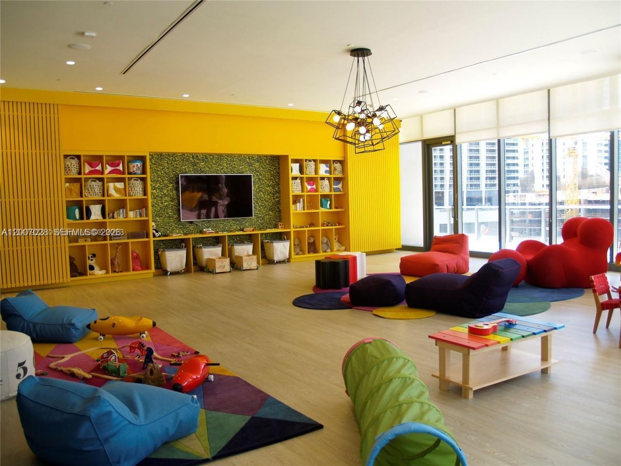 55 SW 9th St , Unit 2502, Miami, FL 33130 Photo