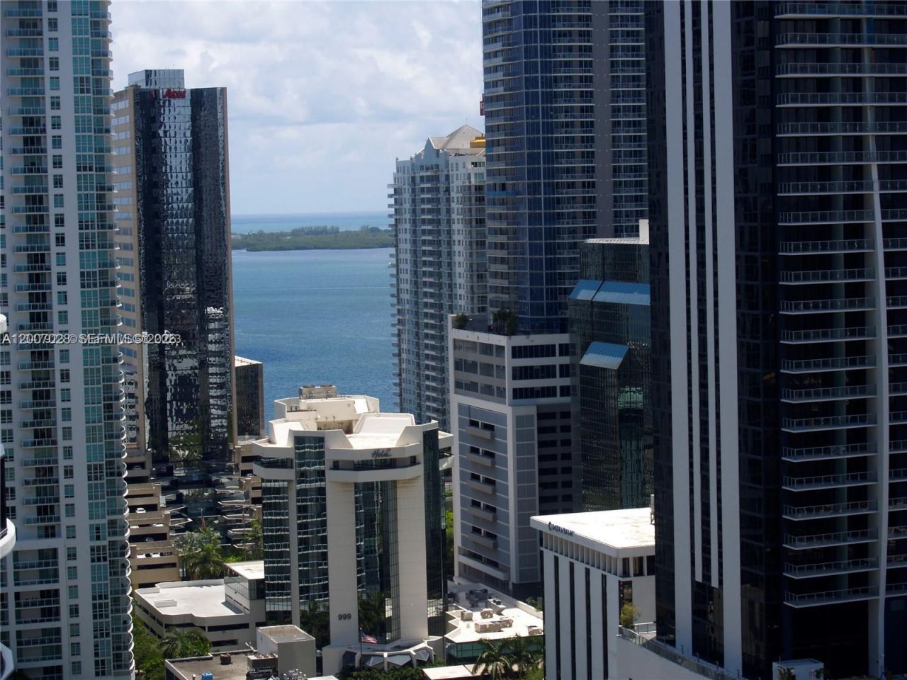 55 SW 9th St , Unit 2502, Miami, FL 33130 Photo