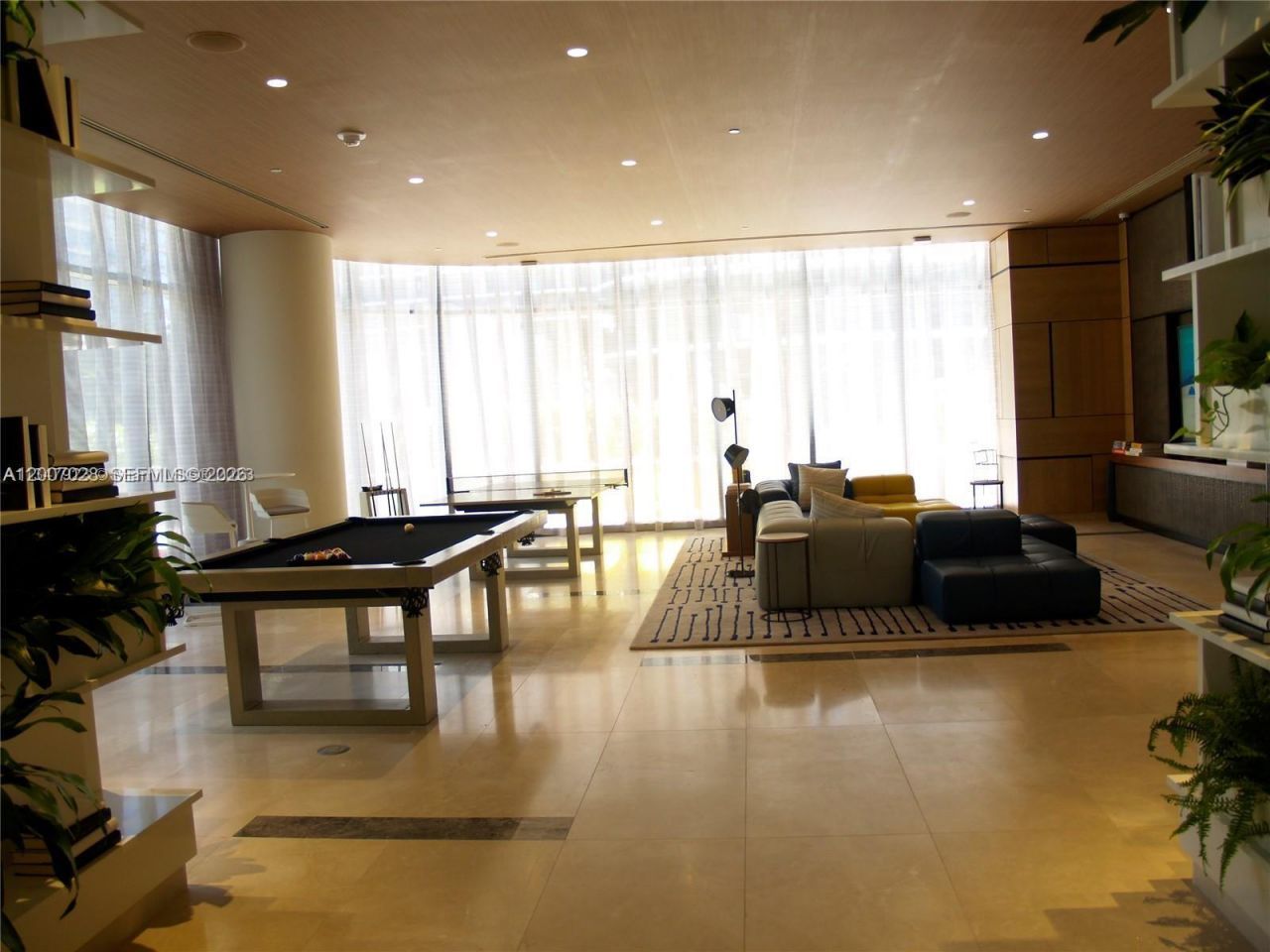 55 SW 9th St , Unit 2502, Miami, FL 33130 Photo