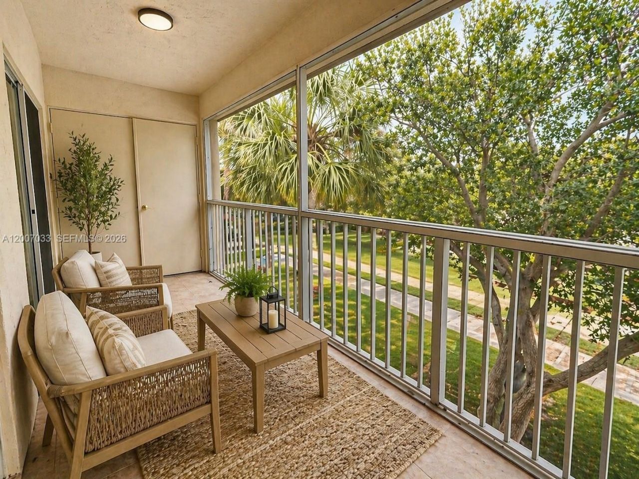 450 S Park Rd, Unit 5-307, Hollywood, FL 33021 Photo