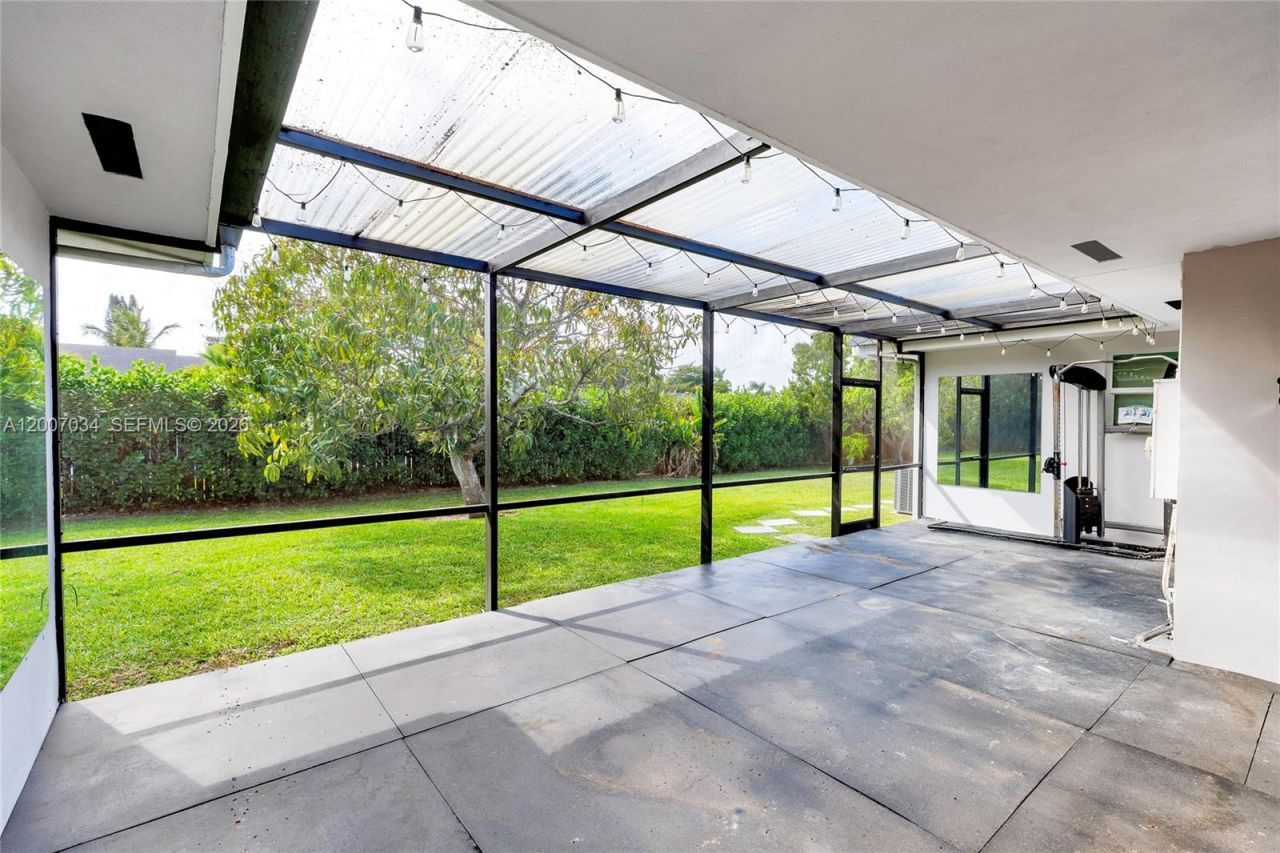 13540 SW 98th Ct , Miami, FL 33176 Photo