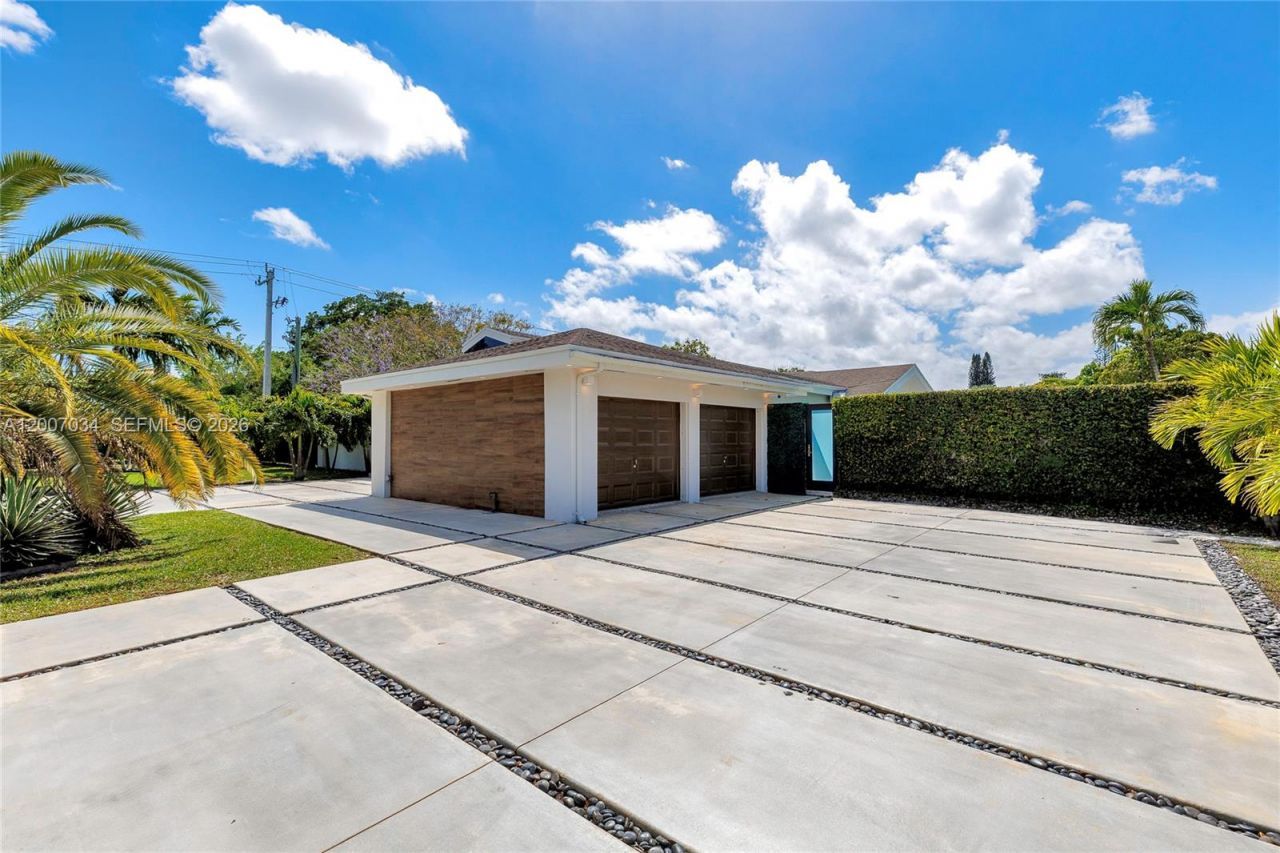 13540 SW 98th Ct , Miami, FL 33176 Photo