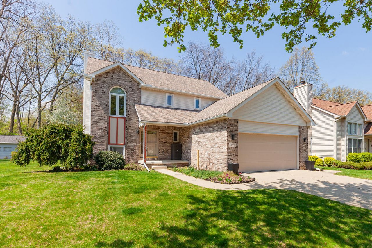 841 Scarlet Oak Drive, Monroe, MI 48162 Main Photo