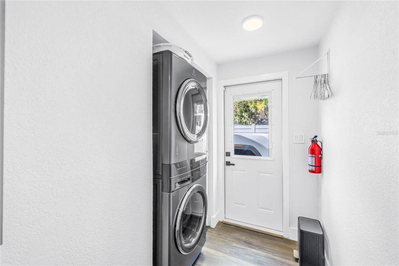 7218 Park Street S, Saint Petersburg, FL 33707 Photo