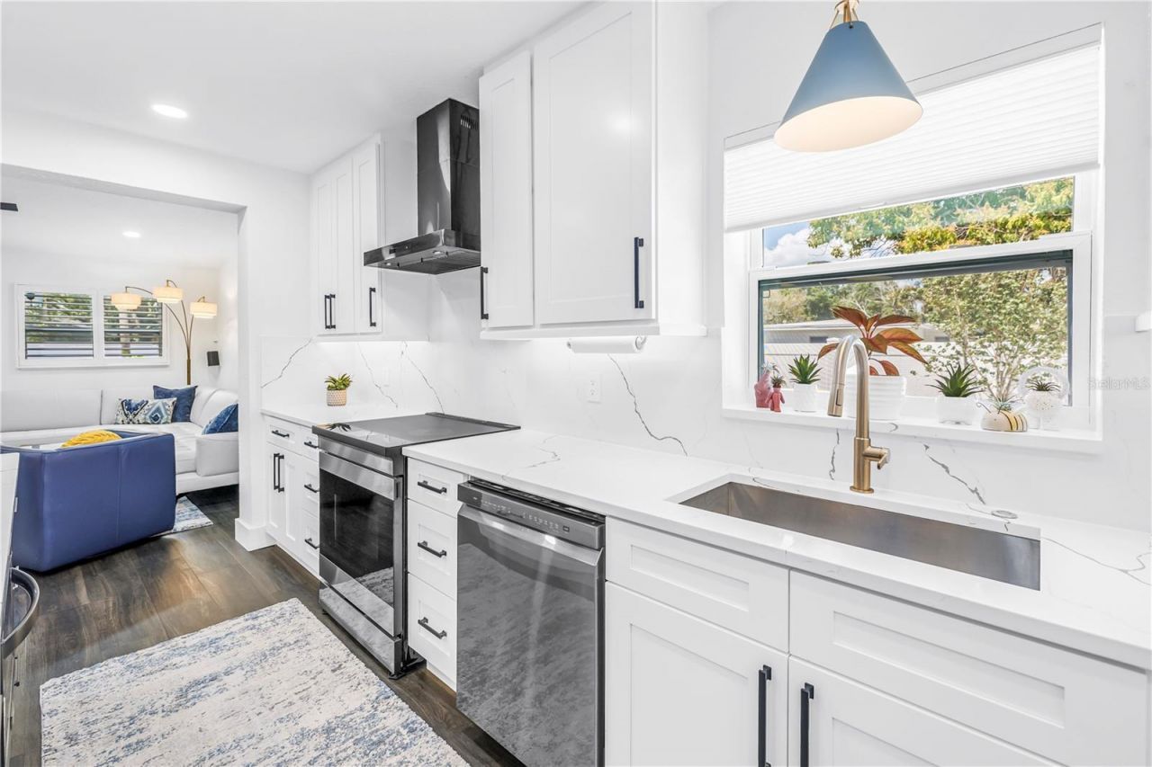 7218 Park Street S, Saint Petersburg, FL 33707 Photo