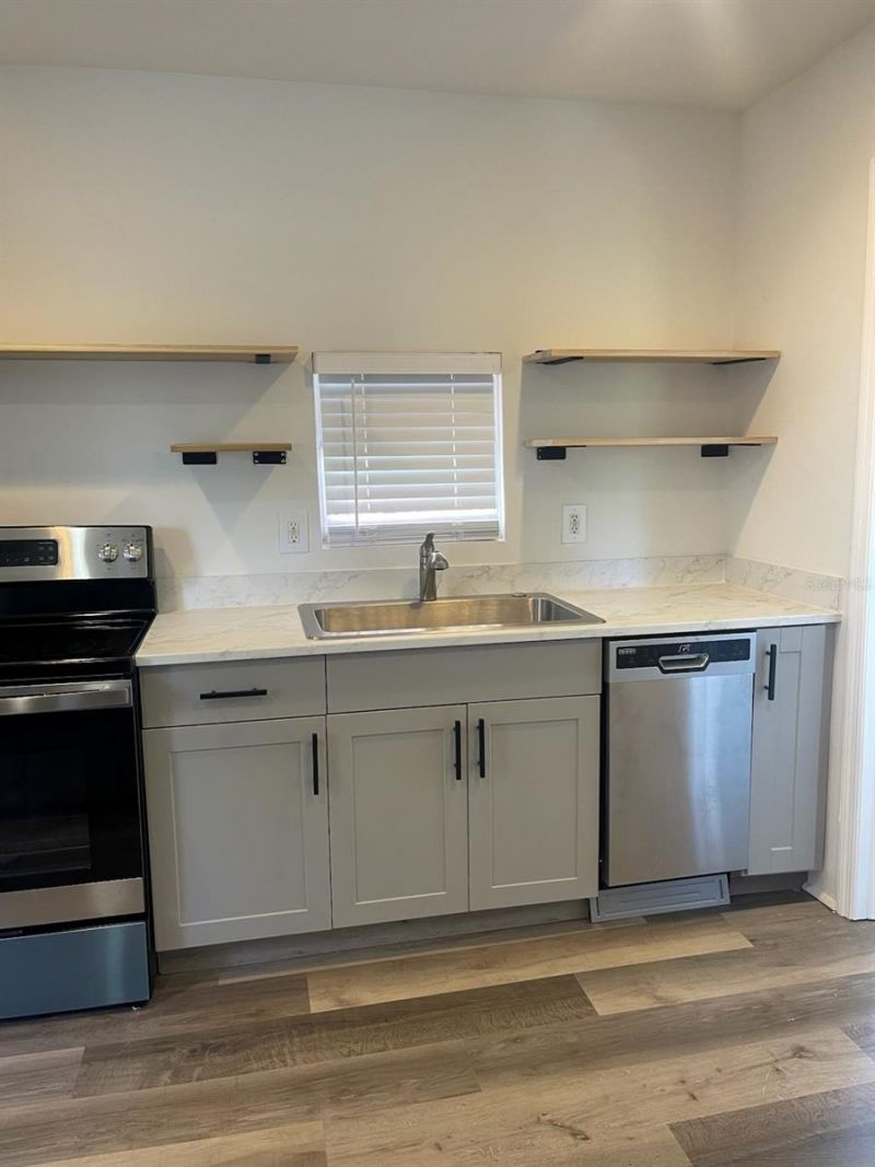 4105 18th Avenue S, Saint Petersburg, FL 33711 Photo