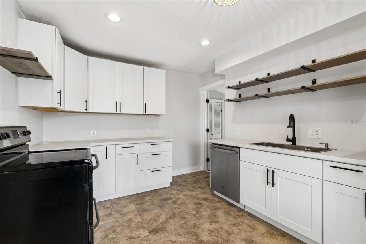 4105 18th Avenue S, Saint Petersburg, FL 33711 Photo