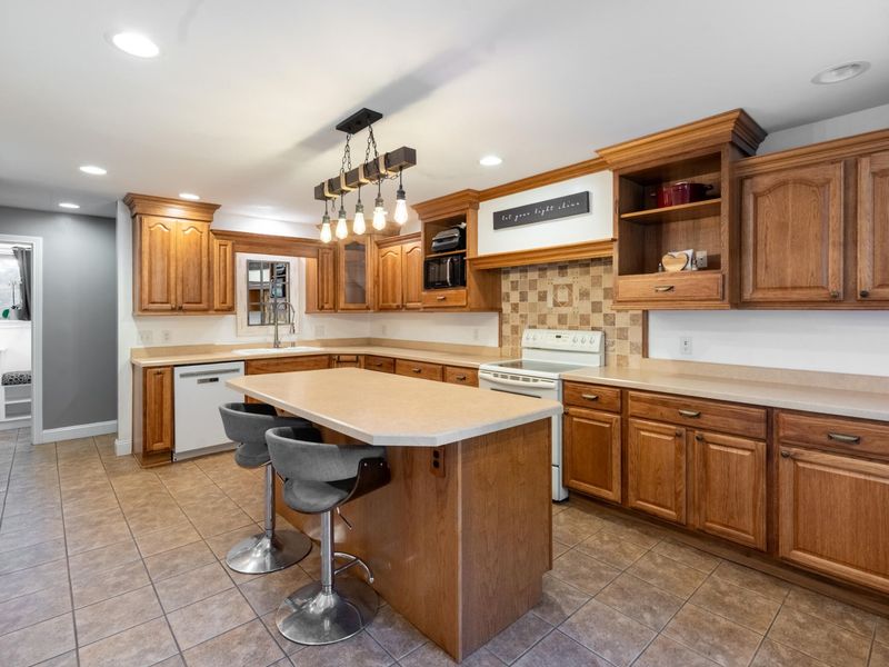 2471 Beechknoll Court, Centerville, OH 45458 Photo 5
