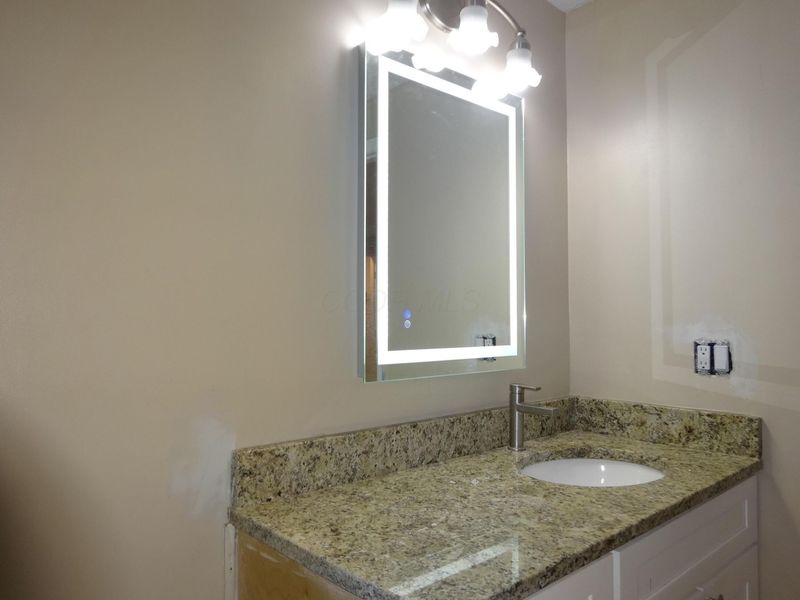 1737 Worthington Run Drive, Unit B, Columbus, OH 43235 Photo 13