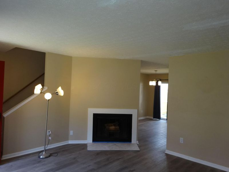 1737 Worthington Run Drive, Unit B, Columbus, OH 43235 Photo 8