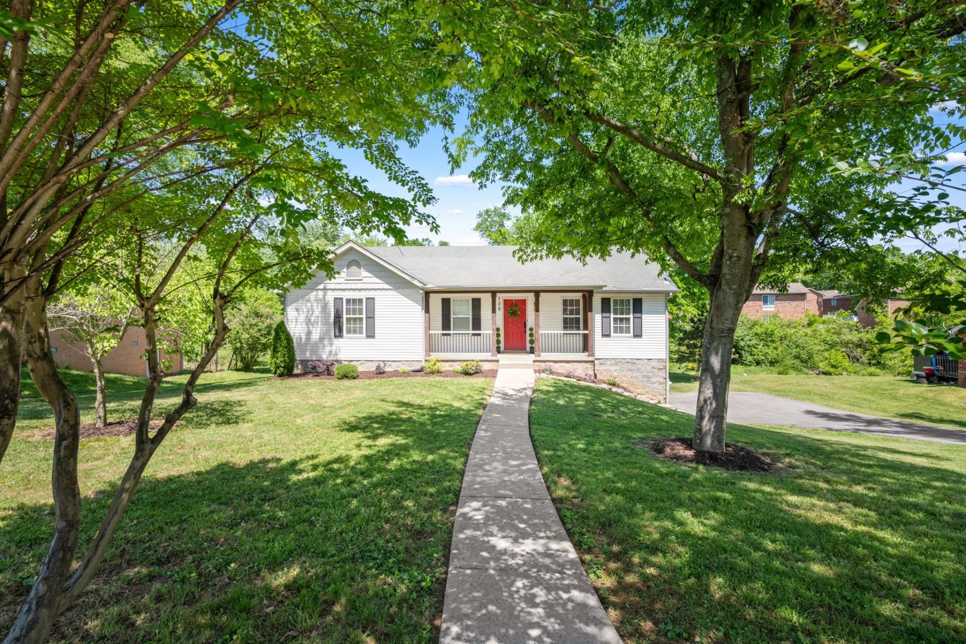 125 Branford Dr, Smyrna, TN 37167 Main Photo