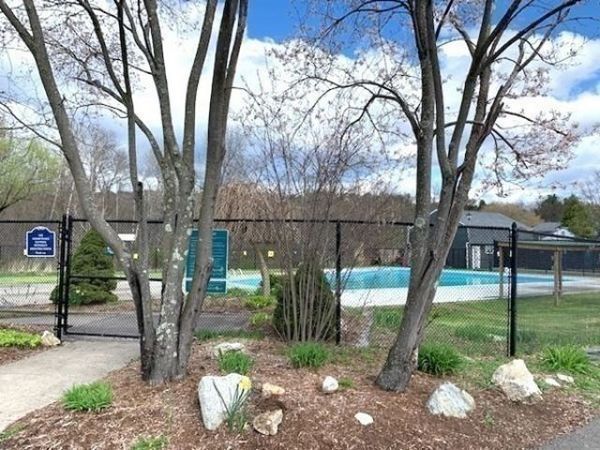 170 E Hadley Road, Unit 42, Amherst, MA 01002