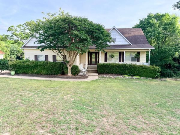 116 County Road 457, Jonesboro, AR 72404