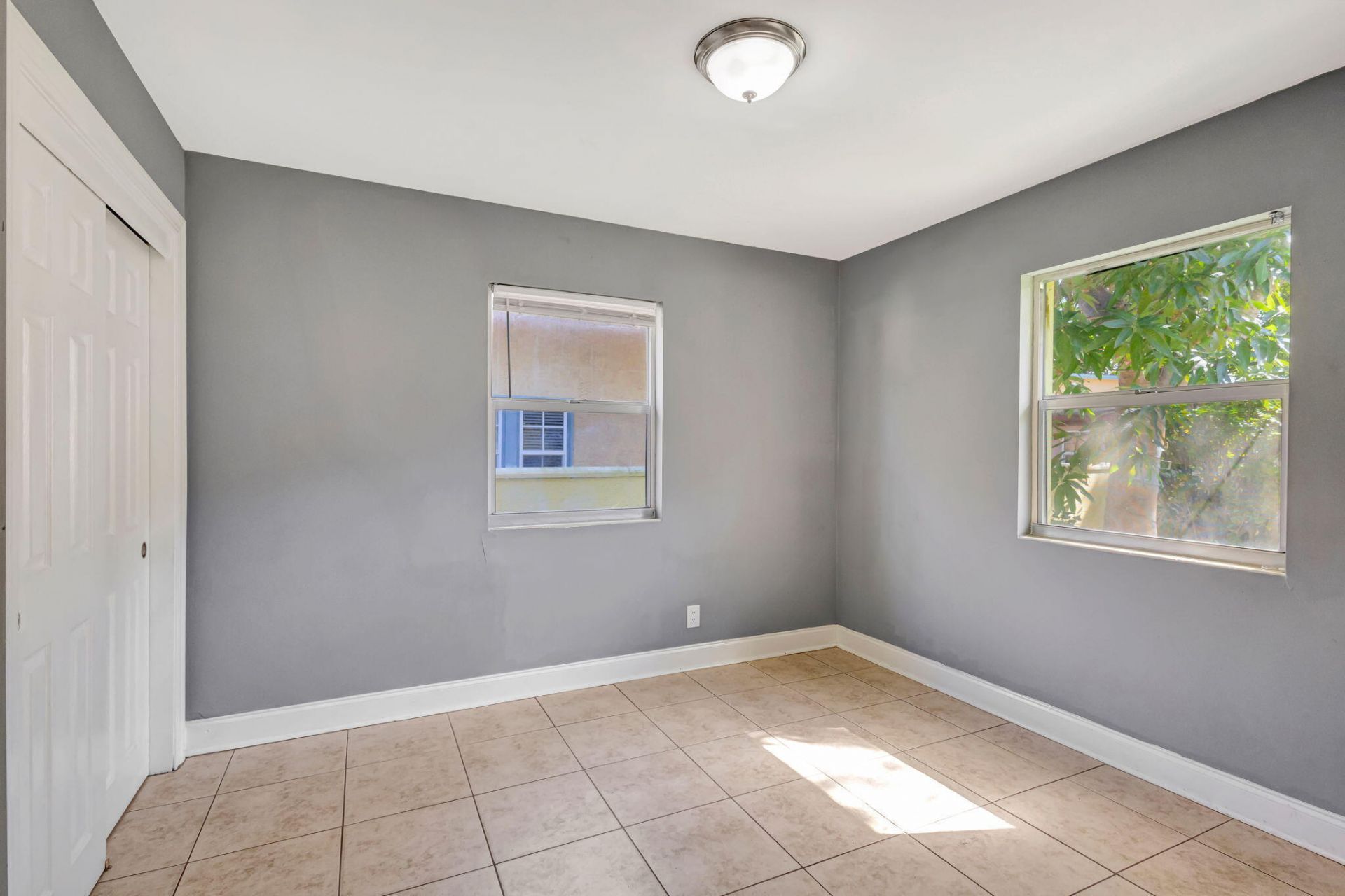 510 48th Street, West Palm Beach, FL 33407 Photo