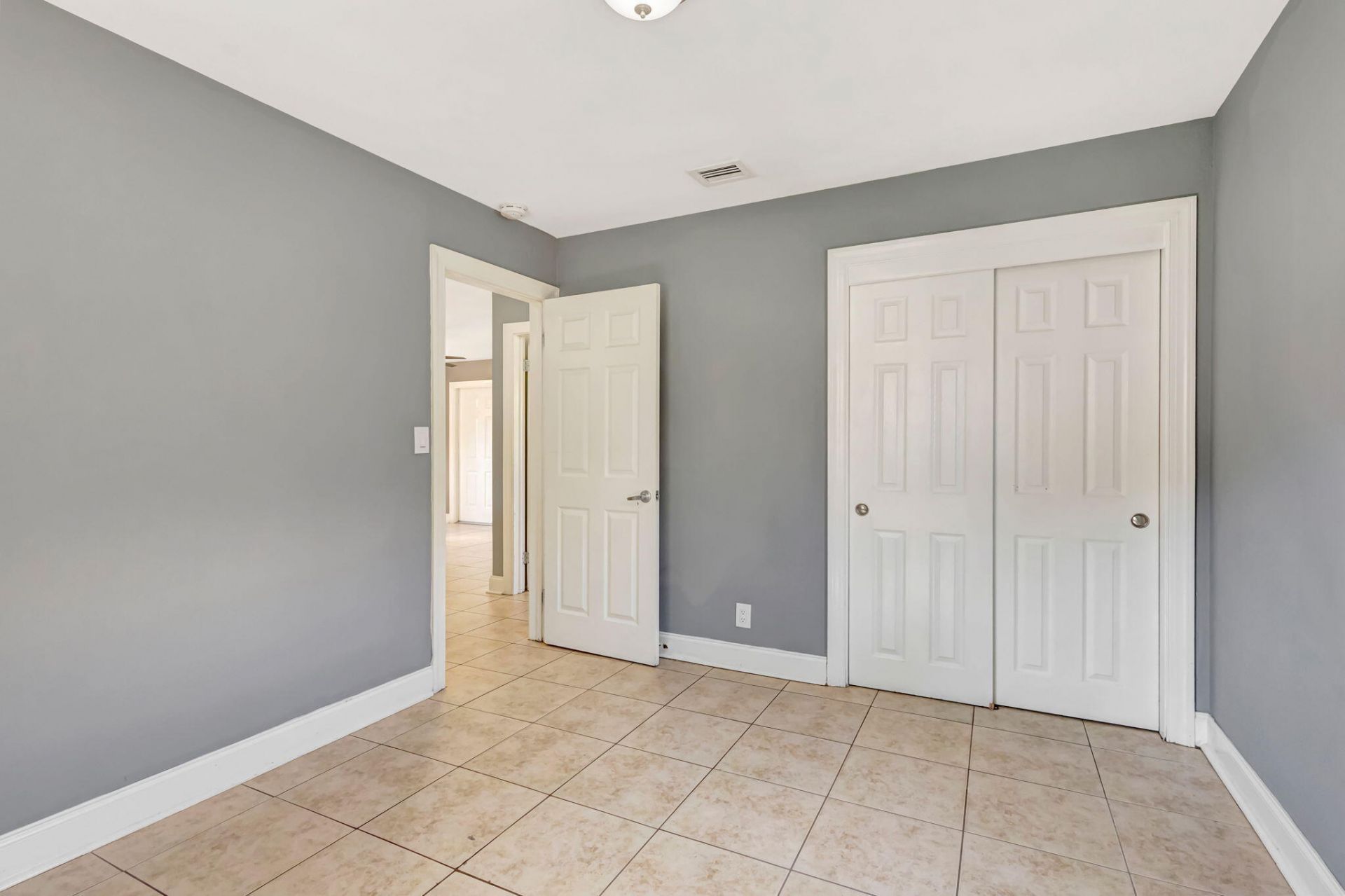 510 48th Street, West Palm Beach, FL 33407 Photo