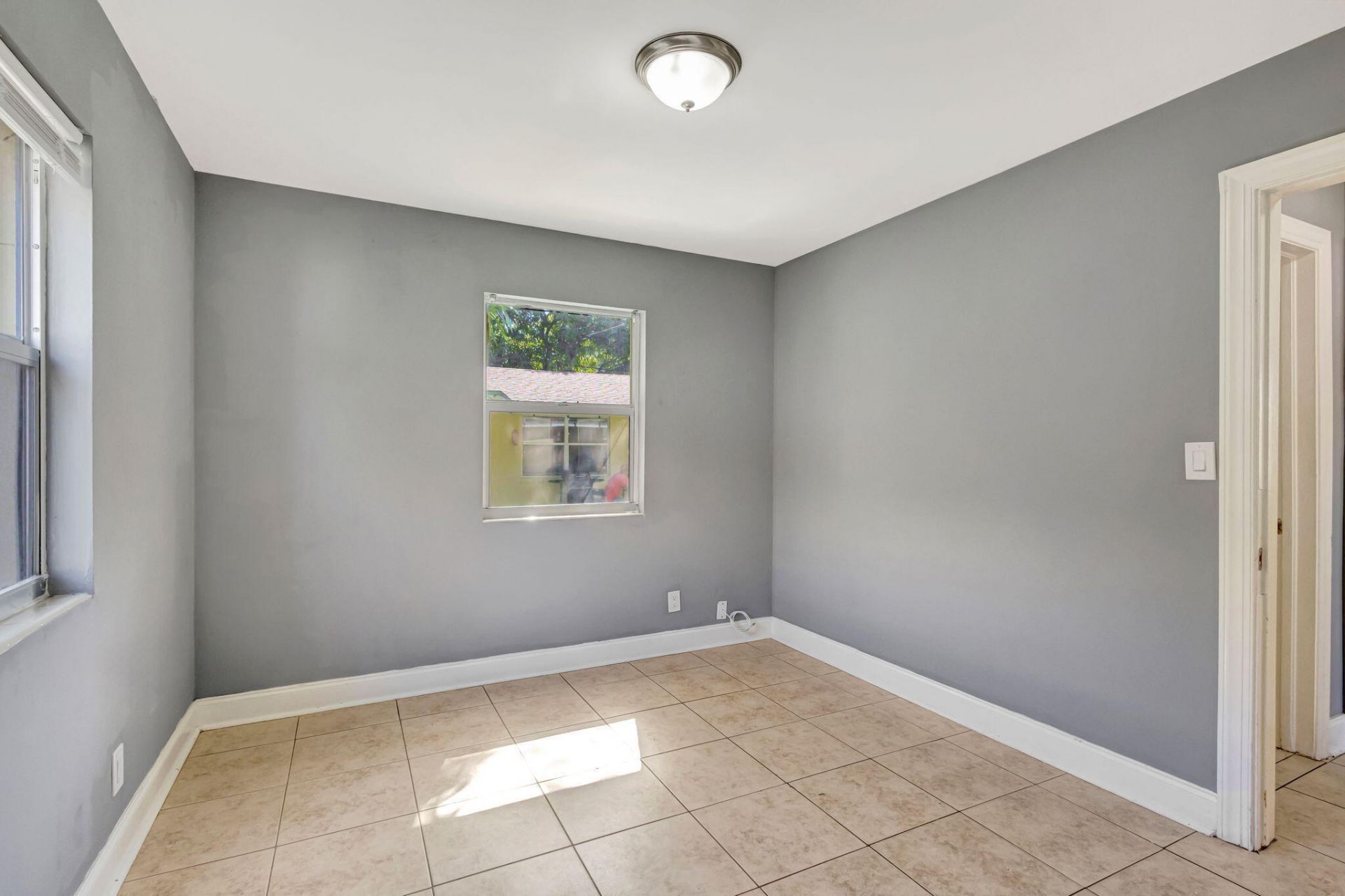 510 48th Street, West Palm Beach, FL 33407 Photo
