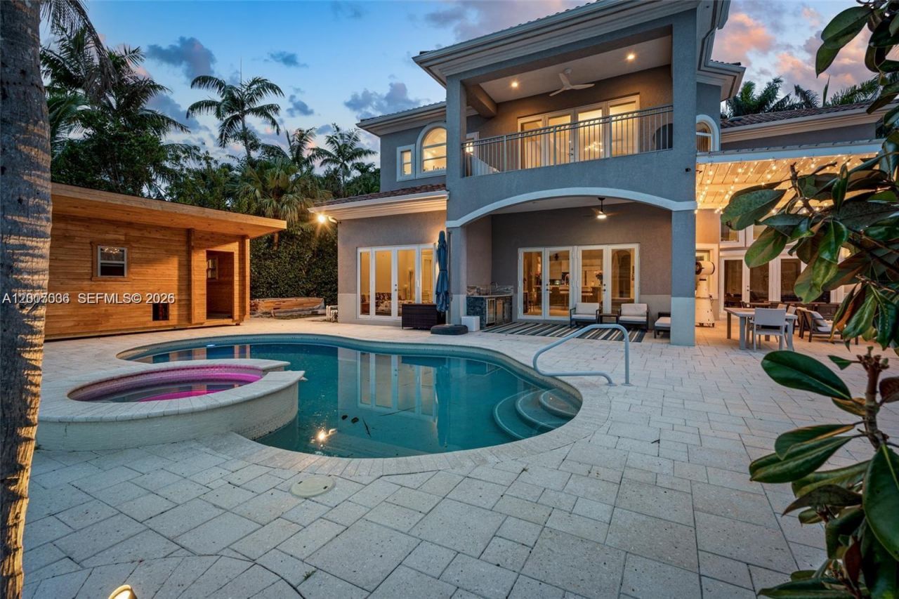 1260 Harbor Ct , Hollywood, FL 33019 Photo