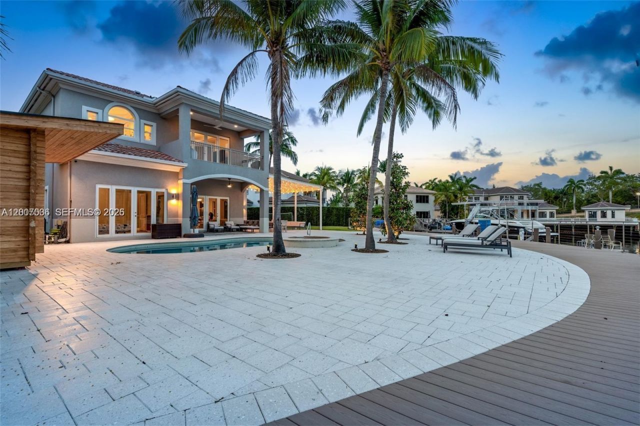 1260 Harbor Ct , Hollywood, FL 33019 Photo
