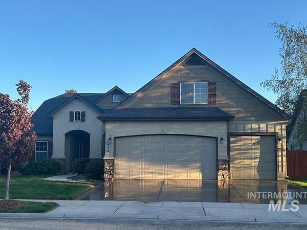 715 E Joshua Tree Dr, Meridian, ID 83646