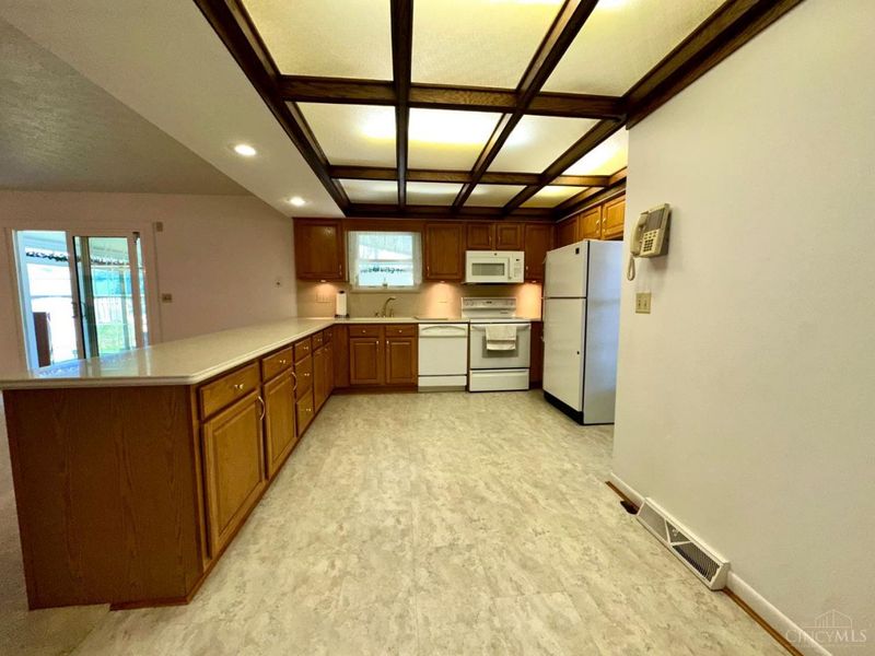 1128 N Frieda Drive, Fairfield, OH 45014 Photo 4