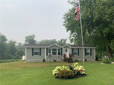 25 Koster Road, Sandy Creek, NY 13145