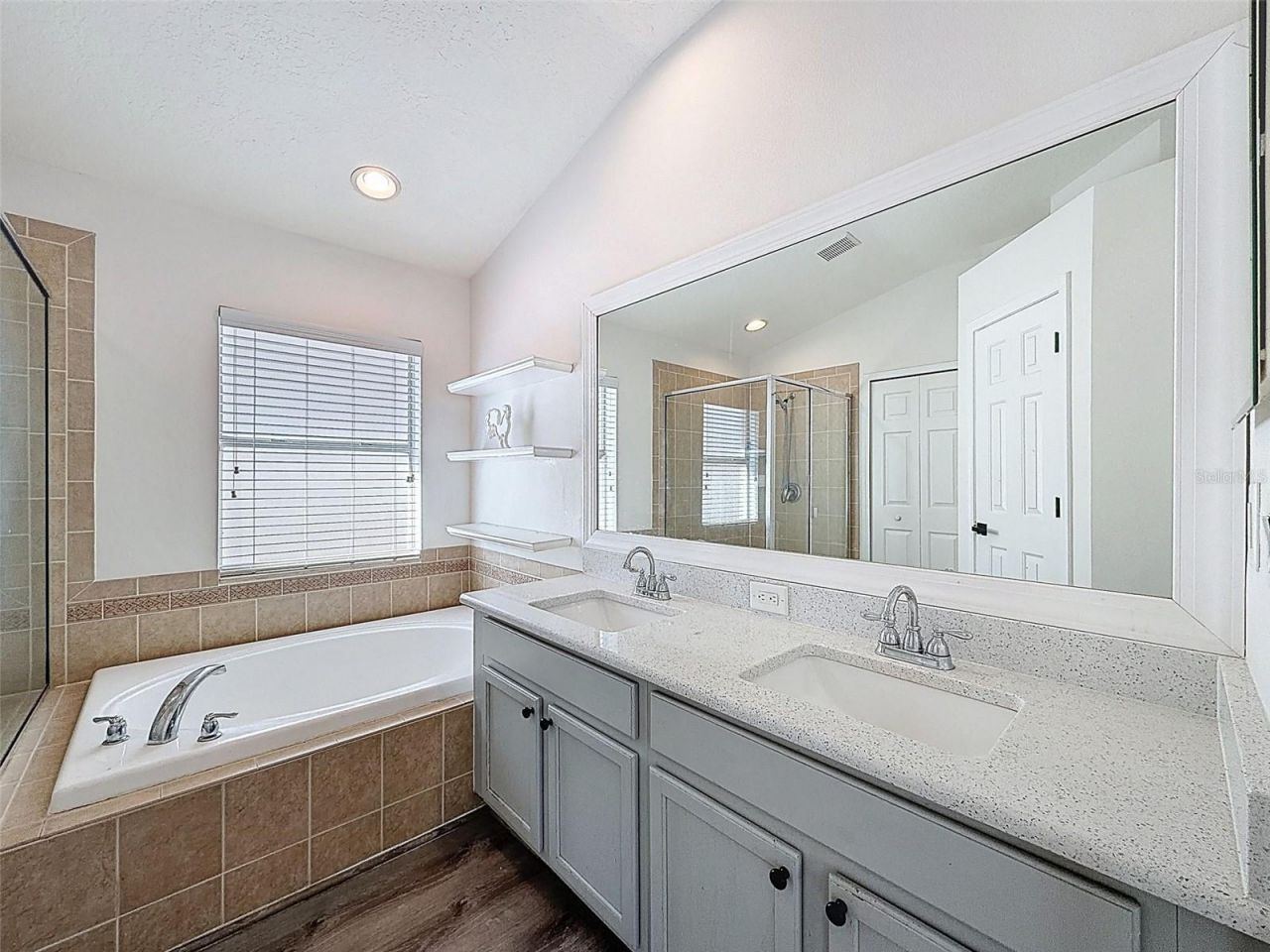 8950 Sandusky Lane, New Port Richey, FL 34654 Photo