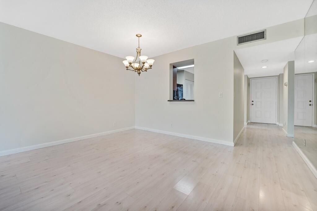 7286 Huntington Lane, Unit 405, Delray Beach, FL 33446 Photo