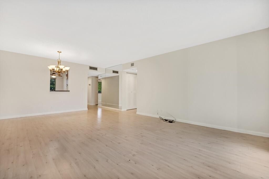 7286 Huntington Lane, Unit 405, Delray Beach, FL 33446 Photo