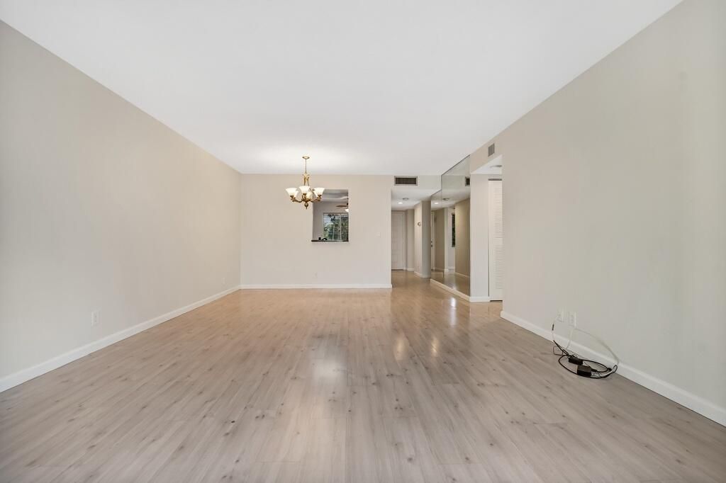 7286 Huntington Lane, Unit 405, Delray Beach, FL 33446 Photo