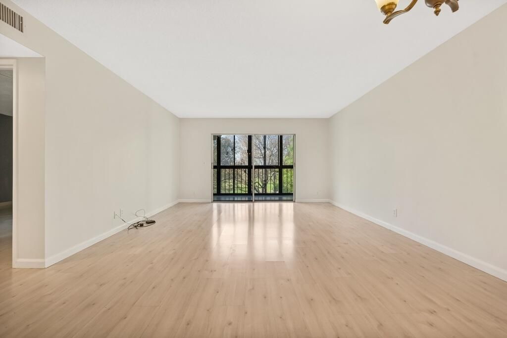 7286 Huntington Lane, Unit 405, Delray Beach, FL 33446 Photo