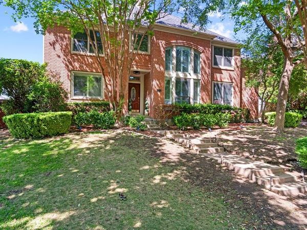 2225 Yaupon Drive, Irving, TX 75063