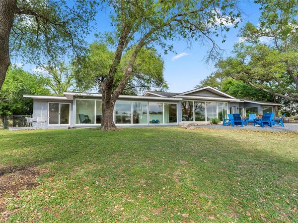 4310 River Oaks DR, Kingsland, TX 78639