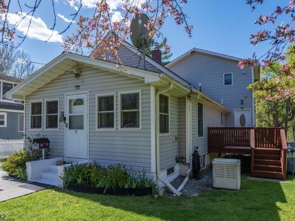 53 Susquehanna St, Franklin, NJ 07416